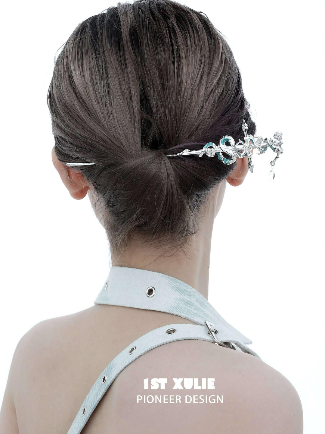 Frozen Serpent Girl 18K Platinum-Plated Hairpin™ - 1ST XULIE