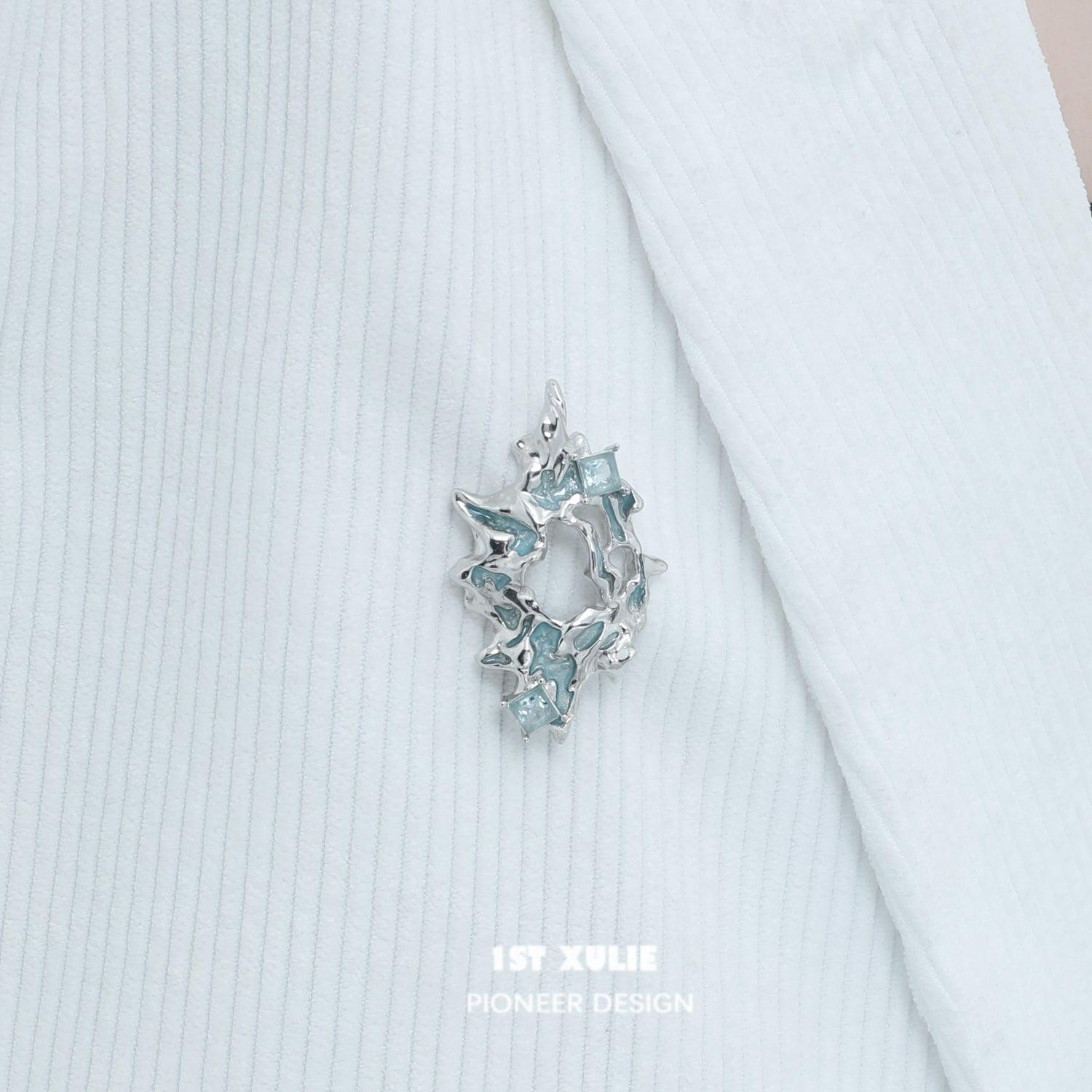 Frozen Serpent Girl 18k Platinum Plated Suit Brooch™ - 1ST XULIE