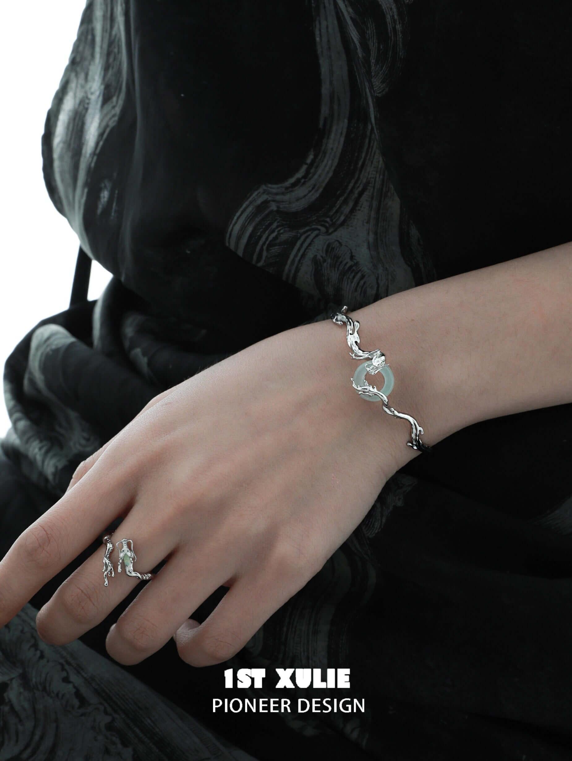 Loong 18K Platinum Plated Quartz Jade Open End Bracelet™ - 1ST XULIE