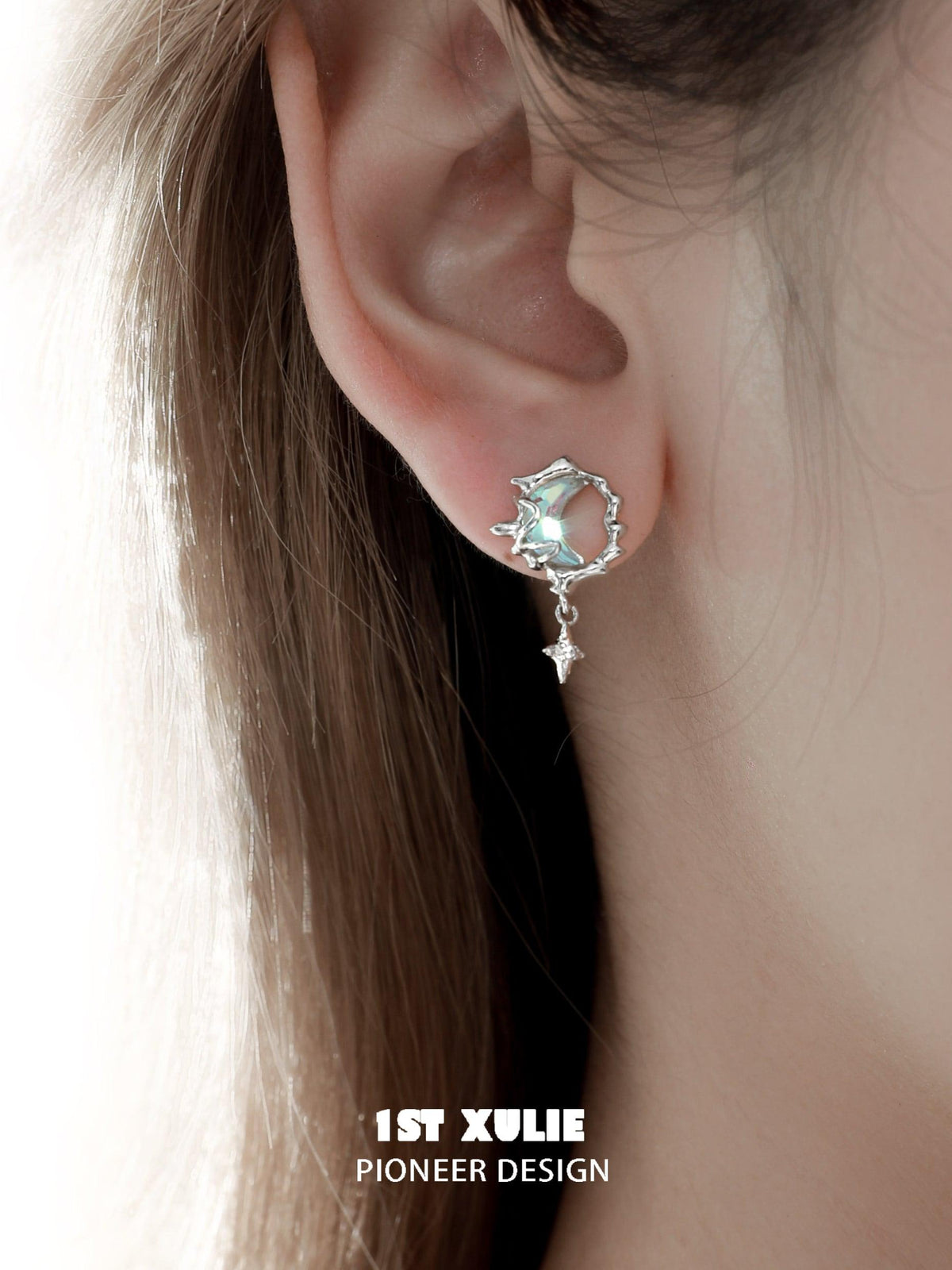 Melting Crescent S925 Sterling Silver Moon Earrings™ - 1ST XULIE