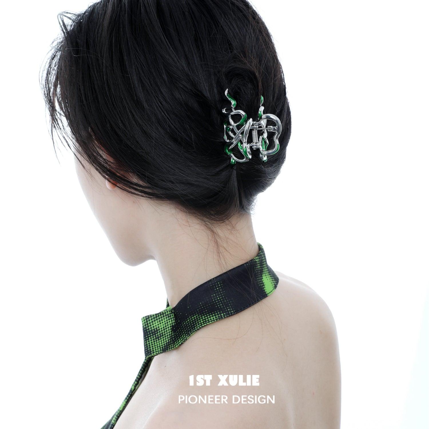 Slytherin House 18k Platinum Plated Mini Shark Hairpin™ - 1ST XULIE