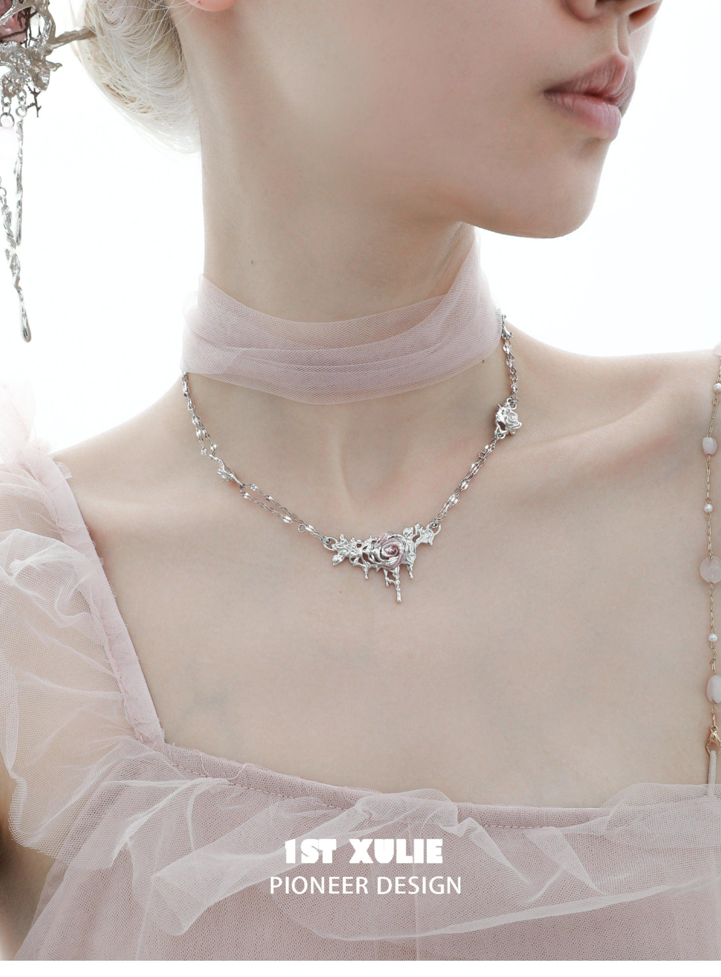 Taboo Rose 18K Platinum Plated Knitted Rose Necklaces™ - 1ST XULIE